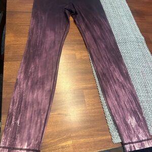 Under Armour Women’s Leggings in Purple Size S